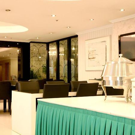 Hotel Olympic Changwon Extérieur photo