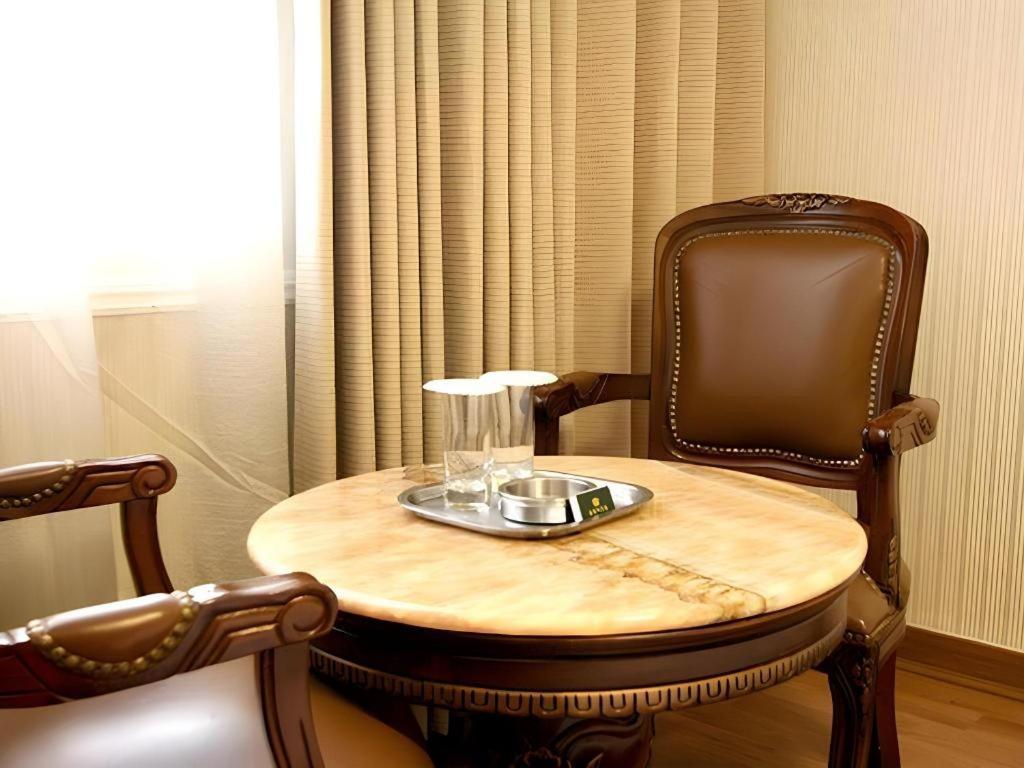Hotel Olympic Changwon Extérieur photo