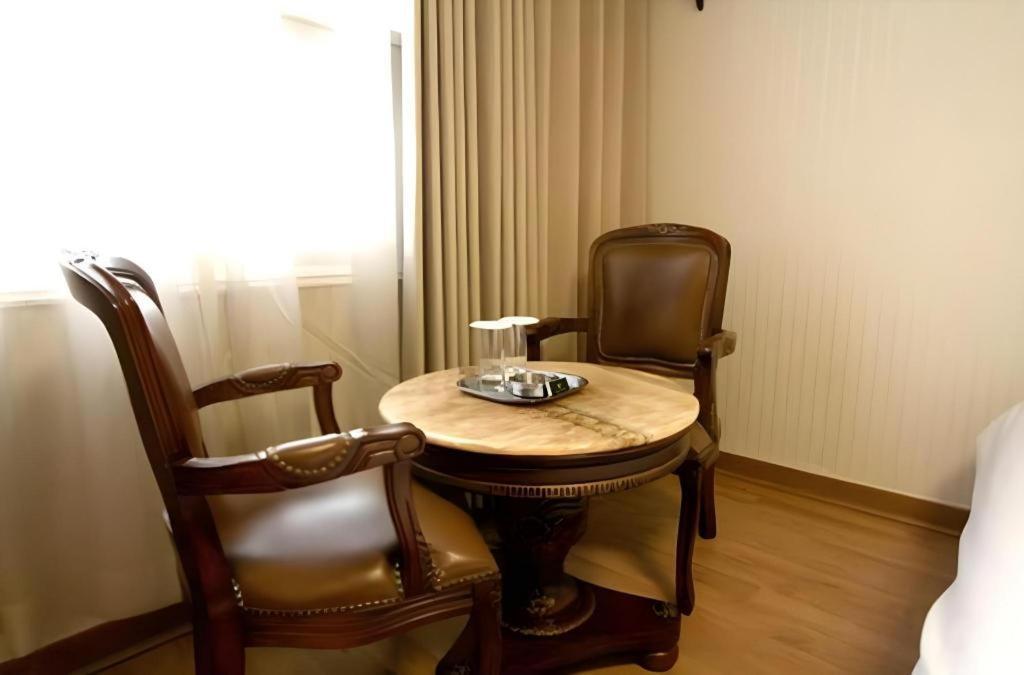 Hotel Olympic Changwon Extérieur photo
